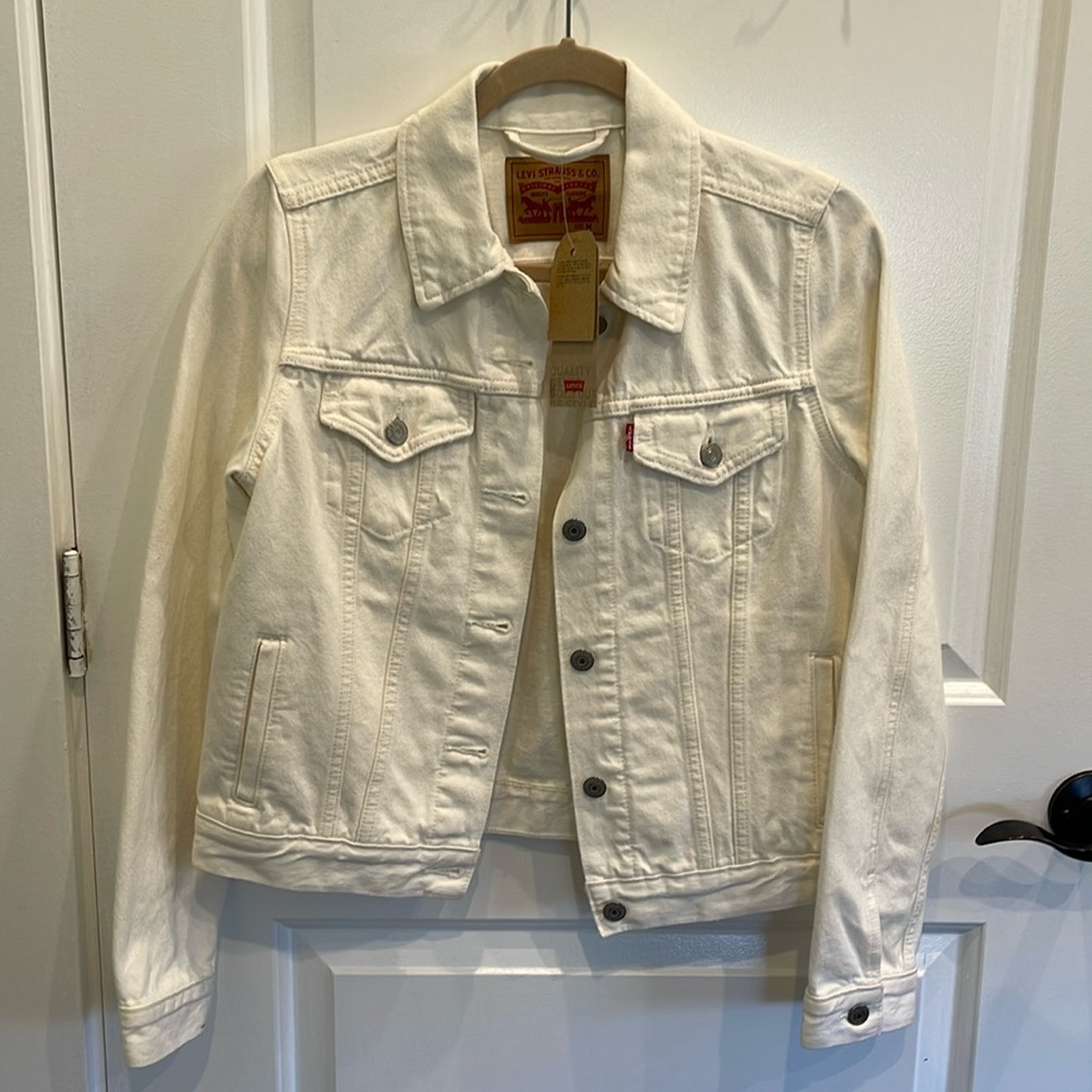 Levi’s white Jean jacket